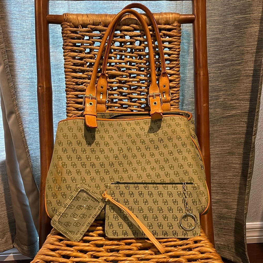 Dooney and Bourke green and leather handbag with wristlet and ID holder.
